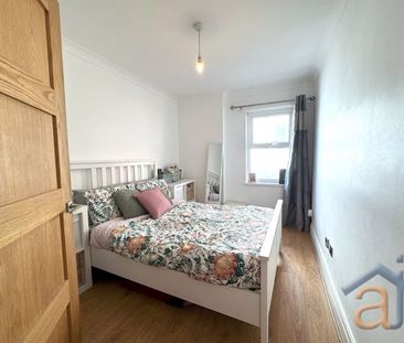 To Let – Franklyn Court, Promenade, Southport – Overlooking Marine ... - Photo 1