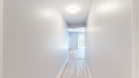 For Lease - 33 Netherway Crescent Unit# Lower, Ajax, Ontario - Photo 2
