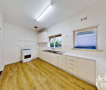 3 Huntingdon Road, Bentleigh East - Photo 5