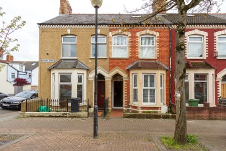 POMEROY STREET CARDIFF BAY UNFURNISHED TWO BEDROOM HOUSE - Photo 2