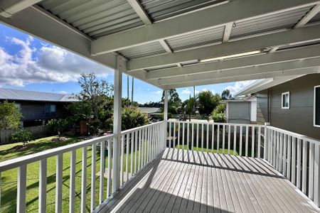 19 Yamba Street - Photo 2