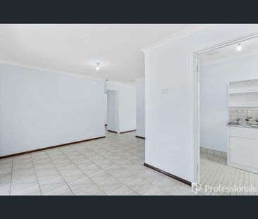 33 Gossamer Avenue, Mirrabooka, WA 6061 - Photo 3