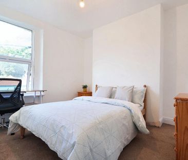 5 bedroom terraced house to rent - Photo 5