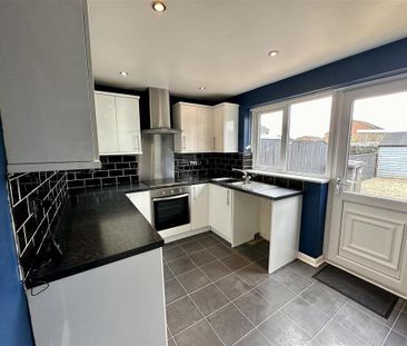 2 bedroom terraced house to rent - Photo 6