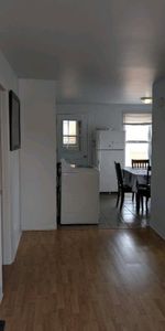 Grand 3.5 + bureau - Secteur Desjardins Levis - Photo 3