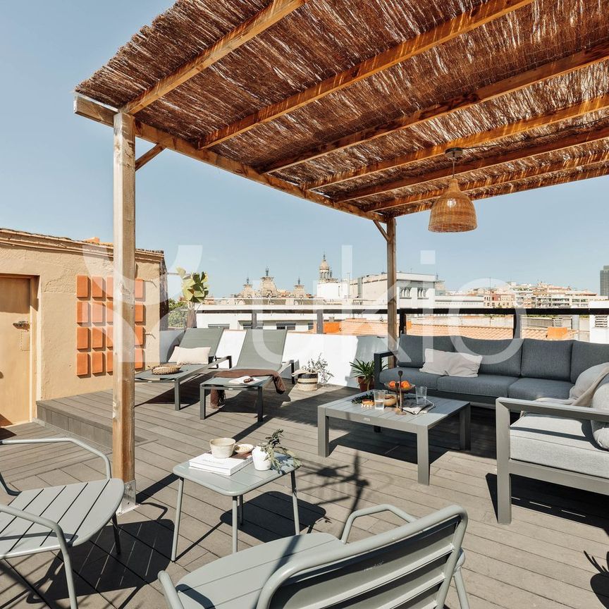 Alquiler de estudio en Calle del Rec Comtal - Photo 1