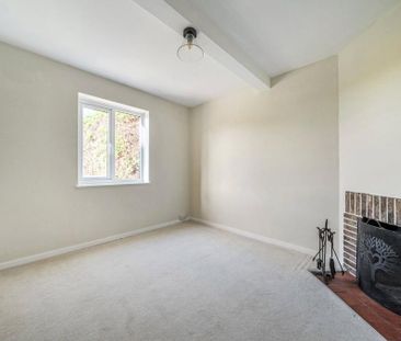 4 bedroom semi-detached house to rent - Photo 1