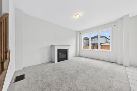 For Lease - 27 Harpin Way, Centre Wellington, Ontario - Photo 3