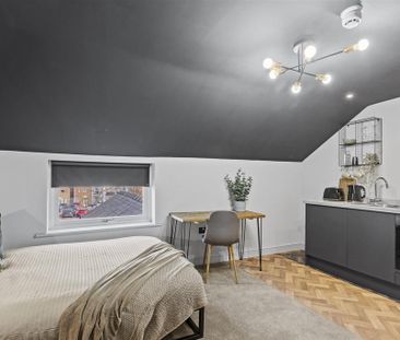 Studio to rent - Photo 5