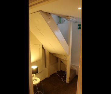 Room in a Shared House, Brentford, TW8 - Photo 5