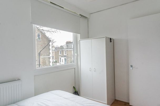Room in a Shared Flat, Amazing Double Room In Stockwell/Nin, SW8 - Photo 1