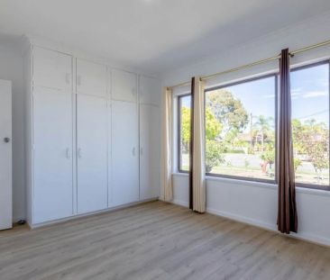 Three Bedrooms with Large Shed - Photo 4