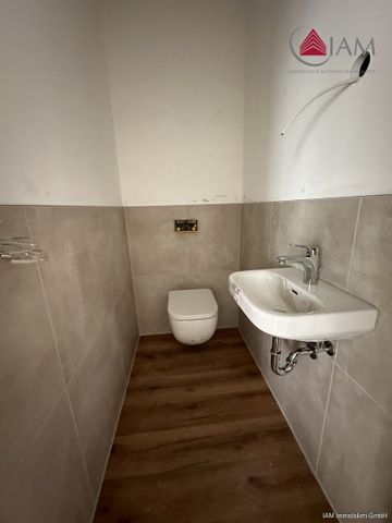 Kernsanierte, lichtdurchflutete 4 Zimmerwohnung mitten in Wiesbaden. - Photo 3