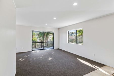 Modern Three Bedroom Home In Goodwood Heights - Photo 5