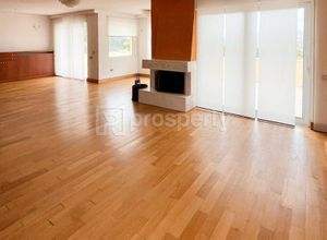 Βίλα για ενοικίαση - Καλύβια Θορικού, - Photo 3