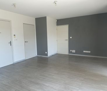 Location Appartement 4 pièces 72m² MARSEILLE 14ème - Photo 1