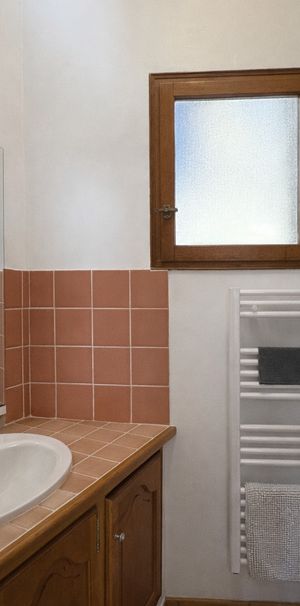 Location Appartement 1 pièce 32m² AIX EN PROVENCE 90ème - Photo 1