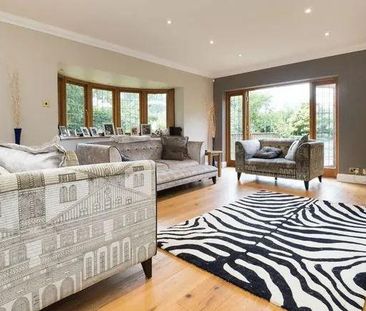 5 bedroom detached house to rent - Photo 3