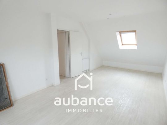 Location Maison 5 pièces 129m² JUIGNE SUR LOIRE 49610 - Photo 1