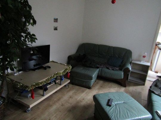 5 bedroom semi-detached house to rent - Photo 1