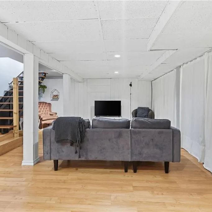 5773 BELMONT Avenue - Photo 1