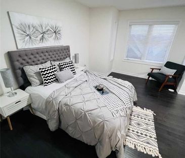 For Lease - 12 Aspen Hill Road, Brampton, Ontario - Photo 5