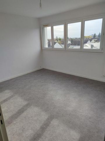 Location Appartement 2 pièces 48 m² Issoudun - Photo 3