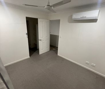 Bridgeman Downs - Photo 2