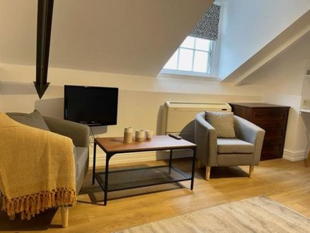 1 bedroom flat to rent - Photo 2