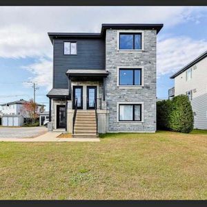 BELLE APPARTEMENT (4 1/2) A LOUER - Photo 3