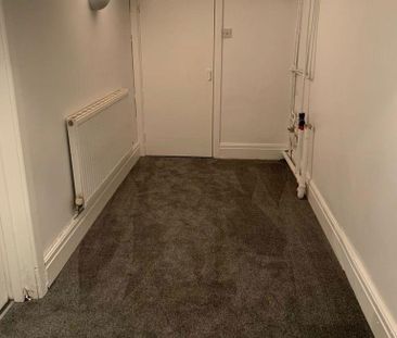 1 bedroom property to rent - Photo 2