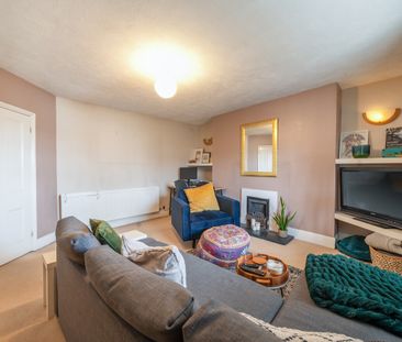 2 bedroom apartment to rent - Photo 2
