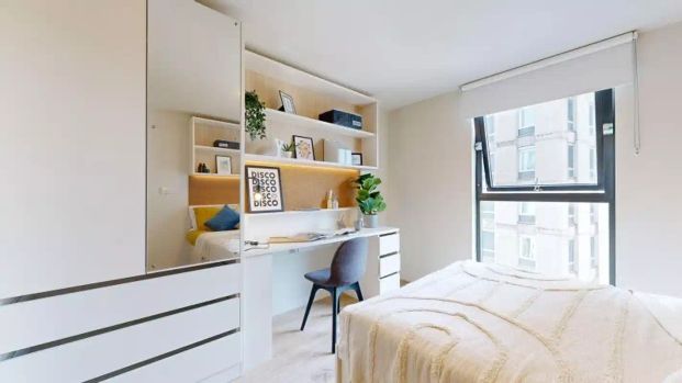 Silver Studio - Photo 1