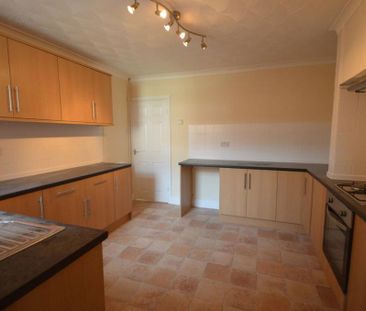 2 bedroom terraced house to rent - Photo 6