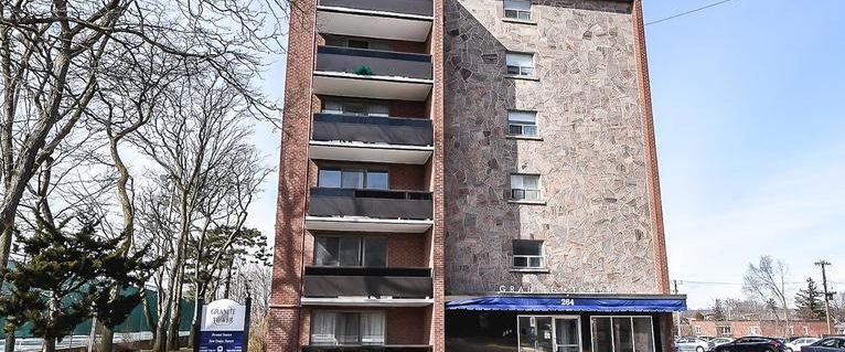 Granite Tower Apartments | 264 Duke Street, Hamilton - Photo 1