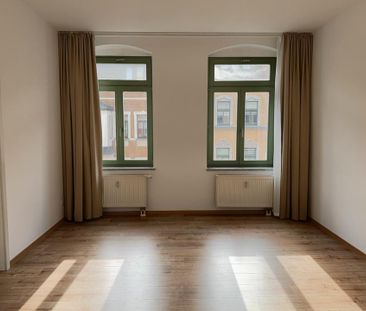 3-Raum-Wohnung mit Balkon, 70 m² – renoviert – Schloßchemnitz - Photo 3