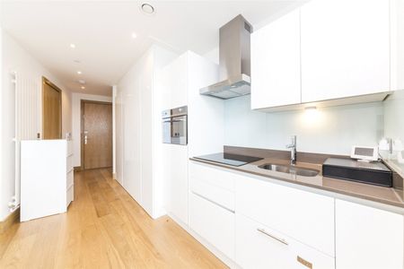 Arena Tower, 25 Crossharbour Plaza, London, E14 - Photo 3