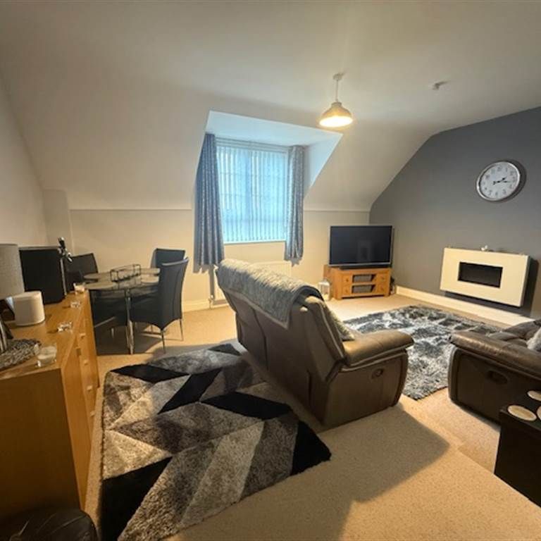 32 Lady Wallace Walk, Lisburn , BT28 3GY - Photo 1