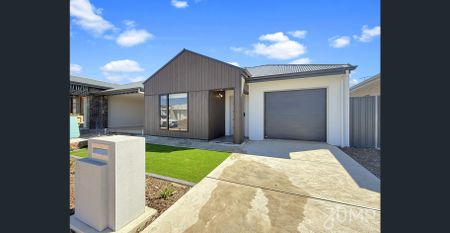 Be the First to Call This Stunning New Build Home! - Photo 2