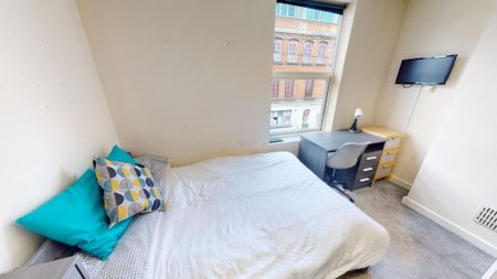 5 bedroom terraced house to rent - Photo 2