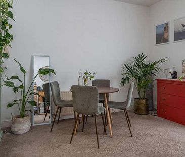 Beaconsfield Road, New Southgate, London, N11 - Photo 1