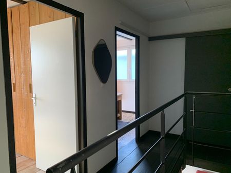 House - Photo 3