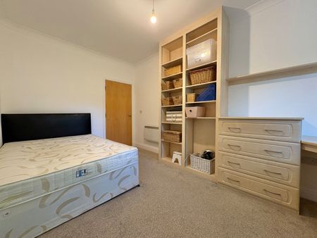 2 bedroom apartment to rent - Photo 5