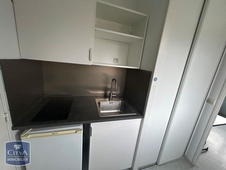 Location Appartement 1 pièce 17m² LILLE 59000 - Photo 3