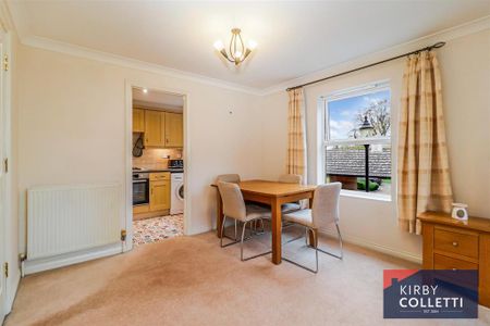 2 bedroom flat to rent - Photo 3