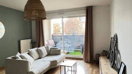 THIONVILLE - QUARTIER BRIQUERIE - F2 MEUBLE - TERRASSE - PARKING - Photo 3