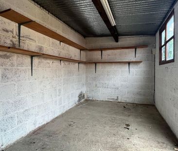 3 bedroom end of terrace house to rent - Photo 3