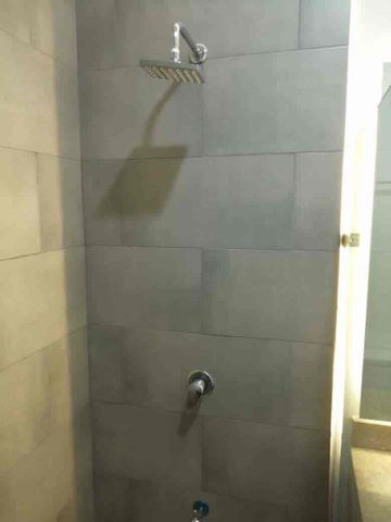 Hermoso Townhouse en renta en Montebello - Photo 2