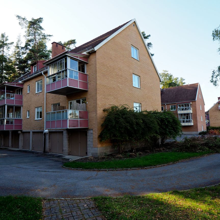 Åsgatan 34 - Foto 1