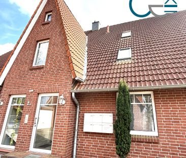 Gemütliche 2-Zimmer-Dachgeschosswohnung mit Loggia und Außenstellpl... - Photo 1